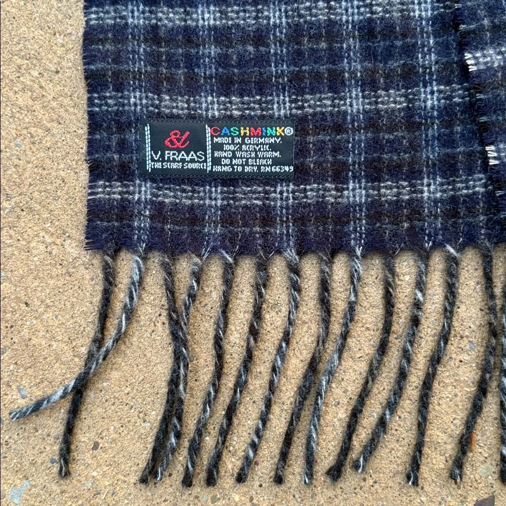 V Fraas Cashmink Made in Germany Navy Blue Plaid Scarf